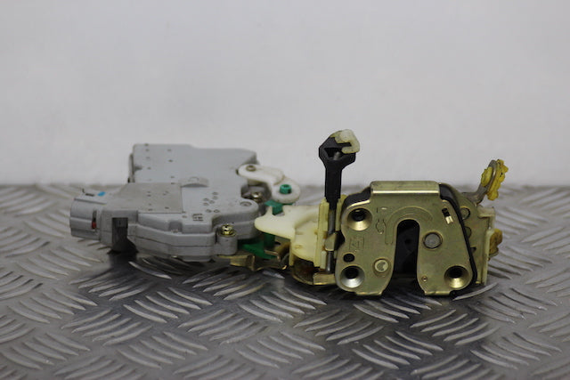 Nissan Micra Door Lock Mechanism Front Passengers Side 