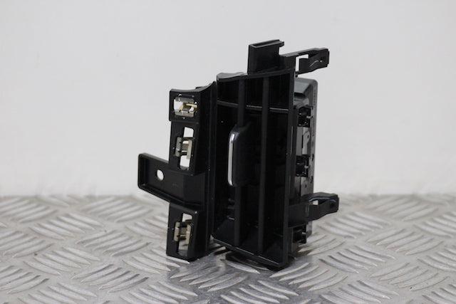 Renault Clio Dashboard Airvent Center Drivers Side 