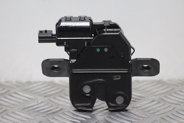 Renault Clio Tailgate Boot Lock (2020)