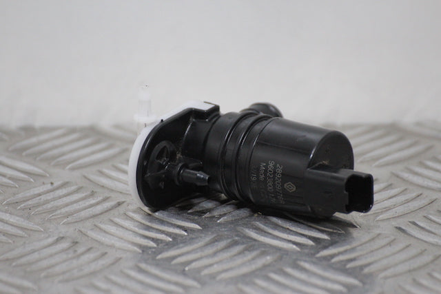 Renault Clio Windscreen Wash Water Bottle Motor 