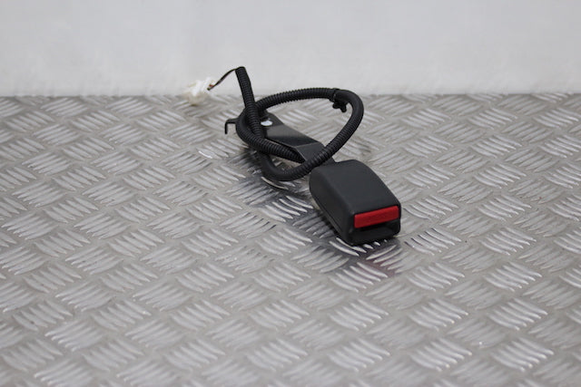 Honda Civic Seat Belt Buckle Lock Front Passengers Side 