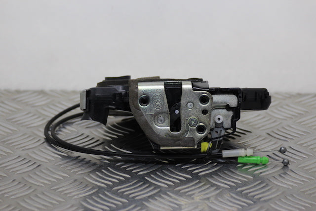 Toyota Rav4 Door Lock Mechanism Front Passengers Side 