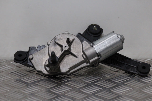 Hyundai i10 Wiper Motor Rear (2008) genuine OEM used part - CarBreakers.ie