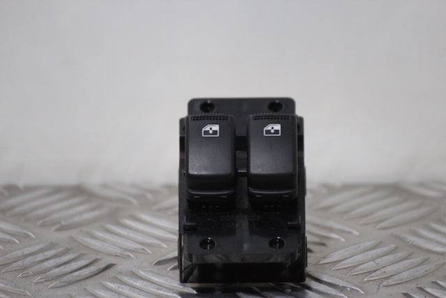 Hyundai i10 Window Switch Front Drivers Side 