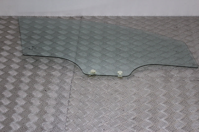 Hyundai i10 Door Window Glass Front Drivers Side 