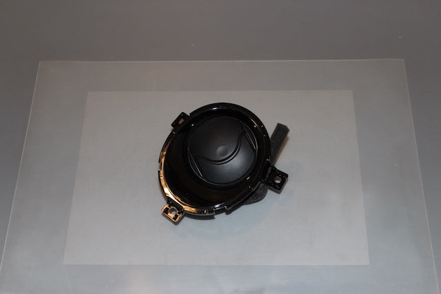 Nissan Juke Dashboard Airvent Passengers Side 