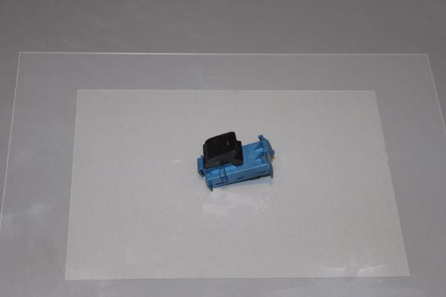 Toyota Avensis Window Switch Rear Drivers Side 