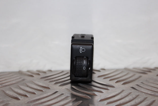 Nissan Juke Headlamp Adjuster Switch 