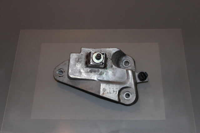 Nissan Juke Gearbox Mounting Support Bracket 