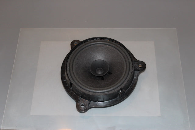 Nissan Juke Door Speaker Front Passengers Side 