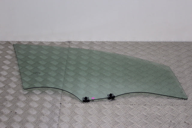Renault Clio Door Window Glass Front Drivers Side (2020)