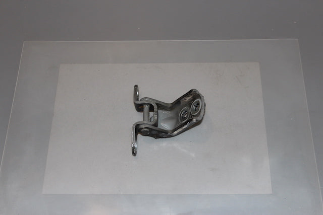 Nissan Juke Door Hinge Top Front Passengers Side 