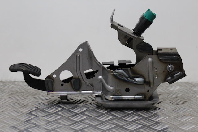 Renault Clio Brake Pedal 