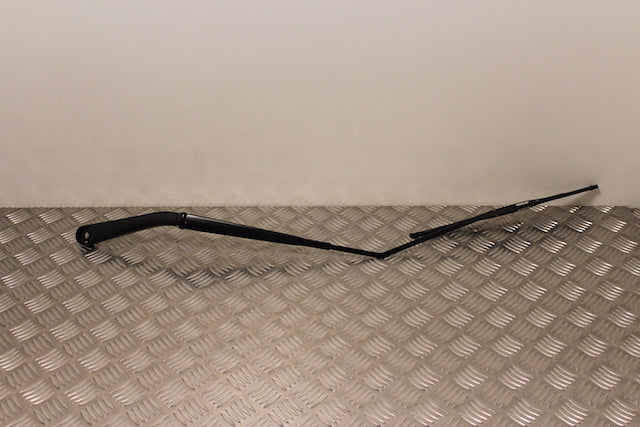 Nissan Juke Wiper Front Passengers Side 
