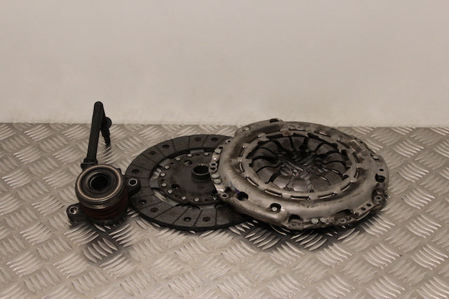 Nissan Juke Clutch Pressure Plate and Disc (2016)