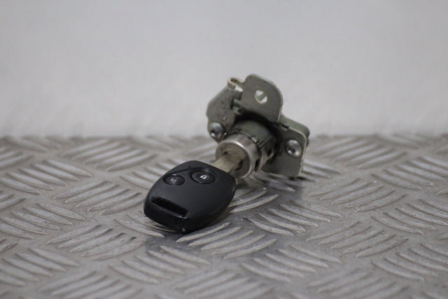 Honda Civic Door Lock Barrel with Key Front Drivers Side (2010)