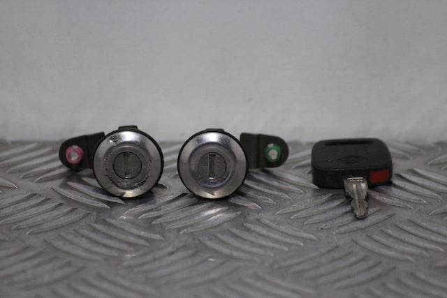 Nissan Micra Door Lock Barrel with Key Front Passengers Side 