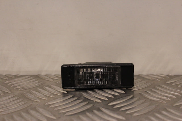 Nissan Juke Number Plate Light Passengers Side 