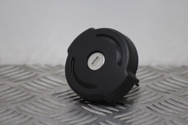 Peugeot 3008 Fuel Cap with Key 