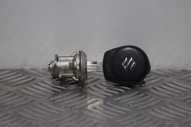 Suzuki Alto Door Lock Barrel with Key Front Passengers Side (2010)