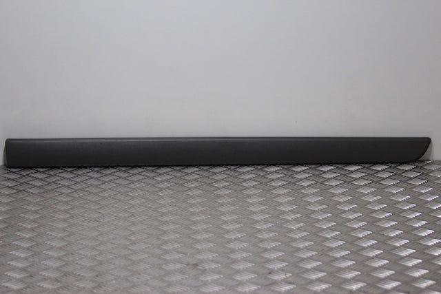 Renault Scenic Door Moulding Outer Front Drivers Side 