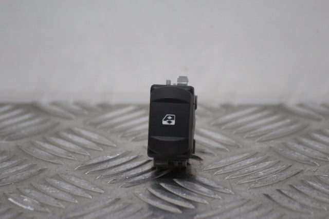Renault Megane Window Switch Front Passengers Side 
