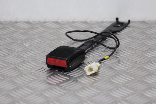 Peugeot 308 Seat Belt Buckle Lock Front Drivers Side 