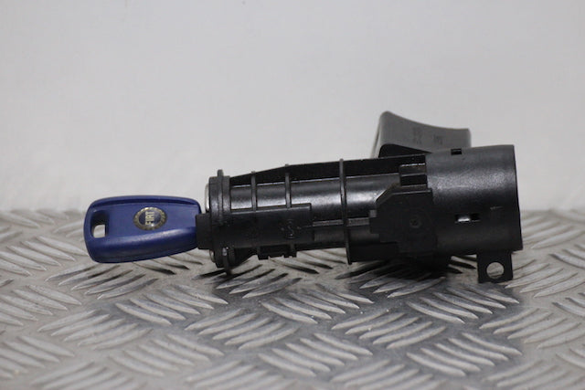 Fiat Punto Ignition Switch with Key 