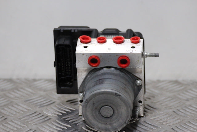 Peugeot 308 Abs pump 