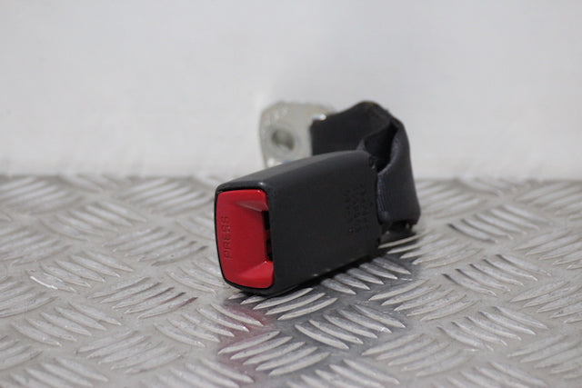 Suzuki Swift Seat Belt Buckle Lock Rear Drivers Side 