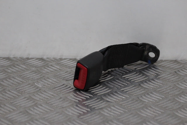 Suzuki Swift Seat Belt Buckle Lock Rear Passengers Side 