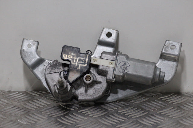 Suzuki SX4 Wiper Motor Rear (2009) genuine OEM used part - CarBreakers.ie