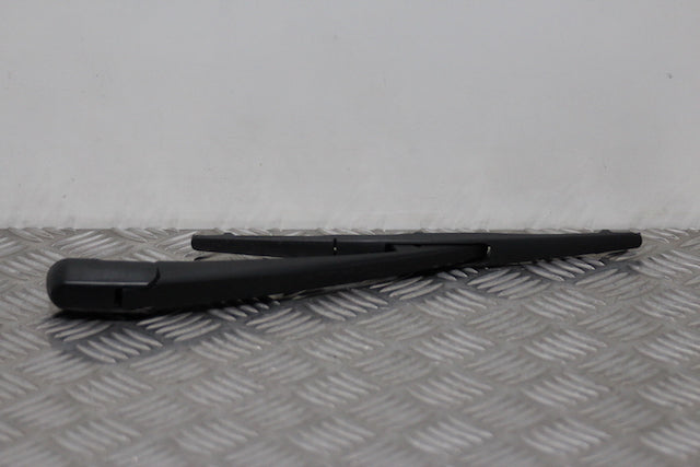 Suzuki SX4 Wiper Arm Rear 