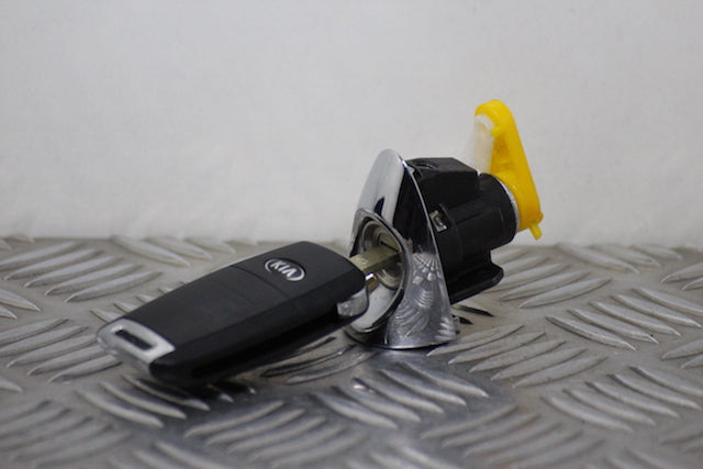 Kia Picanto Door Lock Barrel with Key Front Drivers Side 