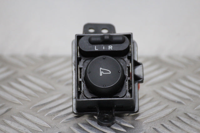 Honda Jazz Door Mirror Control Switch 