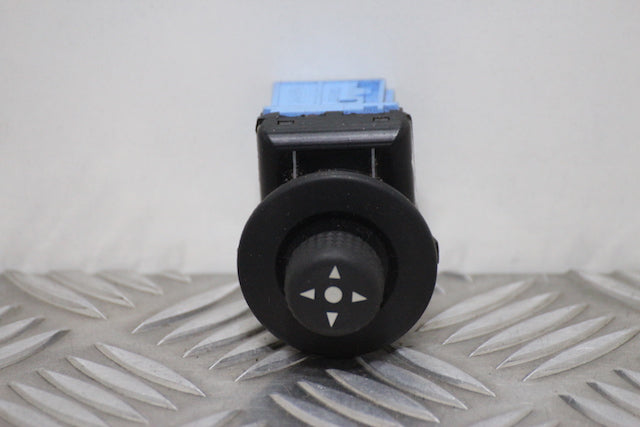 Citroen Berlingo Door Mirror Control Switch 