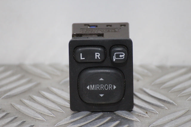 Toyota Auris Door Mirror Control Switch 