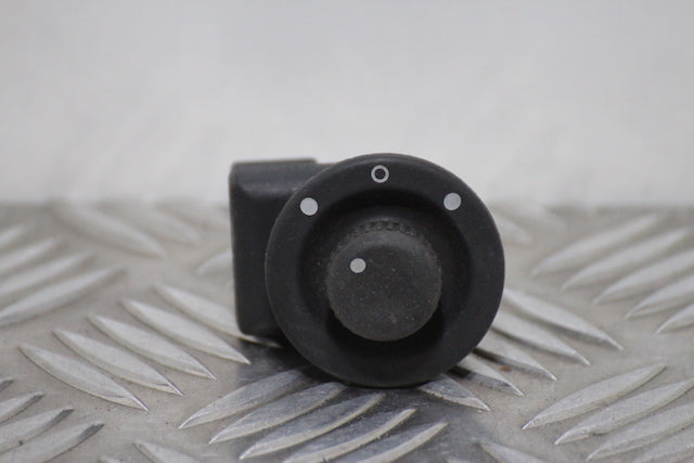 Renault Scenic Door Mirror Control Switch 