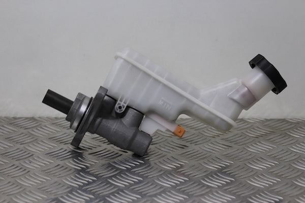 Kia Picanto Brake Master Cylinder (2019) - 1