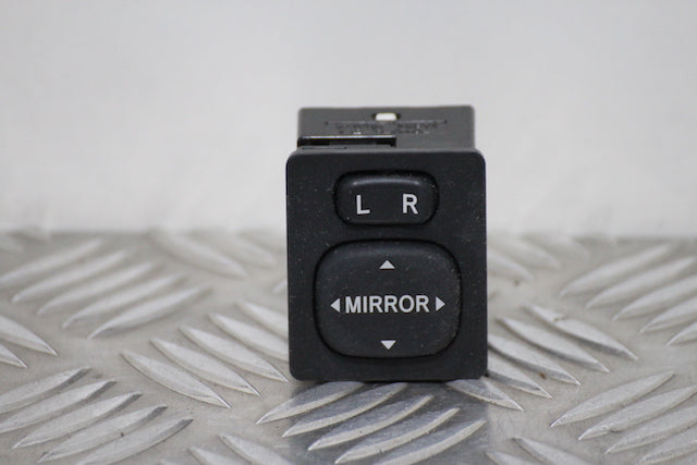 Toyota Yaris Door Mirror Control Switch 