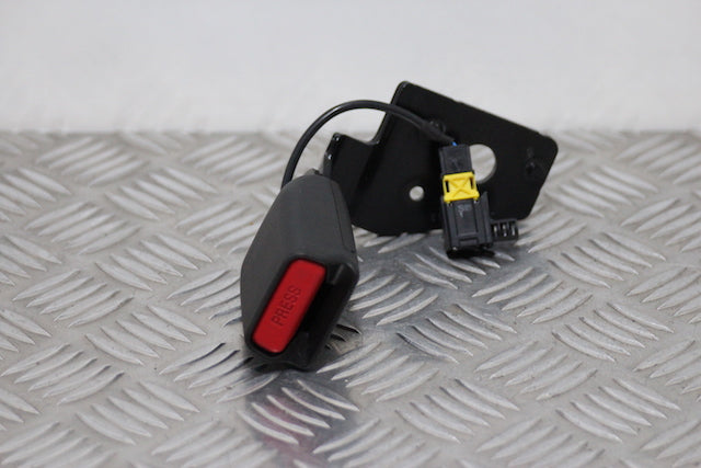 Citroen C4 Seat Belt Buckle Lock Rear Passengers Side (2011)