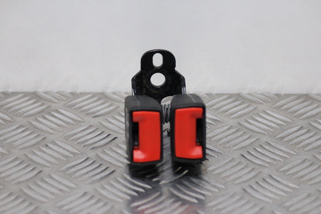 Ford Focus Seat Belt Buckle Lock Rear Drivers Side 