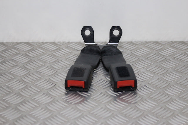 Ford Fusion Seat Belt Buckle Lock Centre Rear 