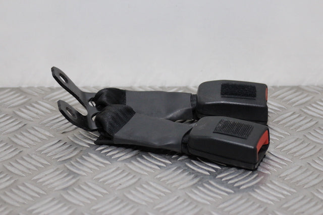 Ford Fusion Seat Belt Buckle Lock Rear Drivers Side 