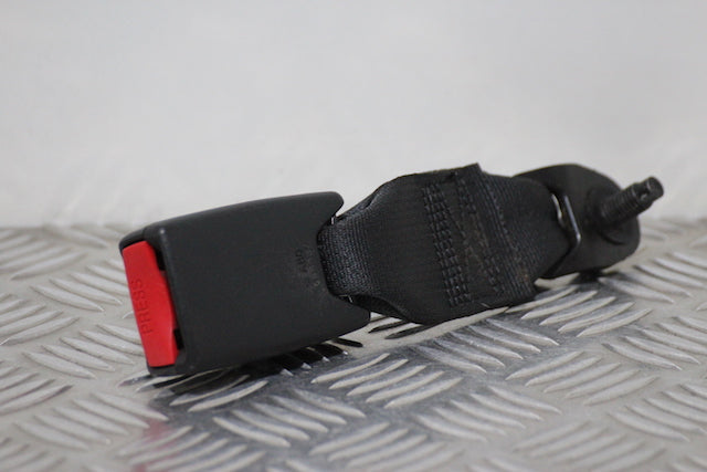 Nissan Note Seat Belt Buckle Lock Rear Drivers Side (2012)