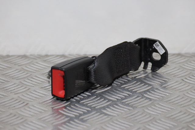 Opel Corsa Seat Belt Buckle Lock Centre Rear (2015)