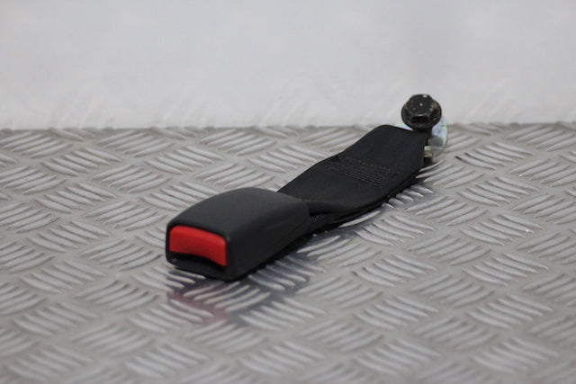 Nissan Micra Seat Belt Buckle Lock Centre Rear 