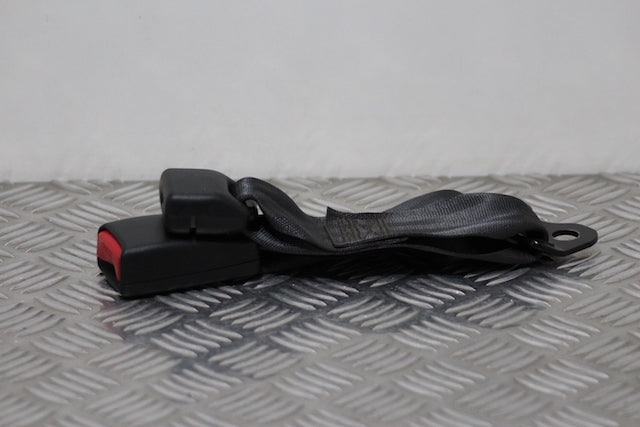 Honda Jazz Seat Belt Buckle Lock Rear Passengers Side 