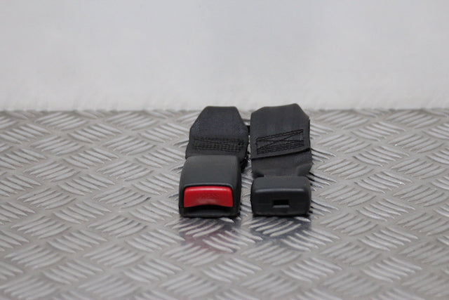 Honda Jazz Seat Belt Buckle Lock Rear Passengers Side 