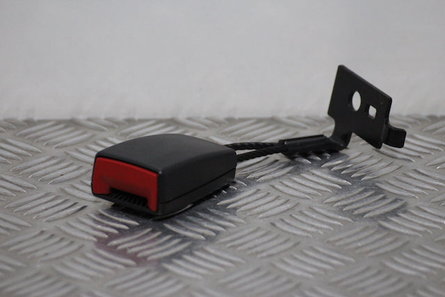 Opel Vectra Seat Belt Buckle Lock Rear Drivers Side 